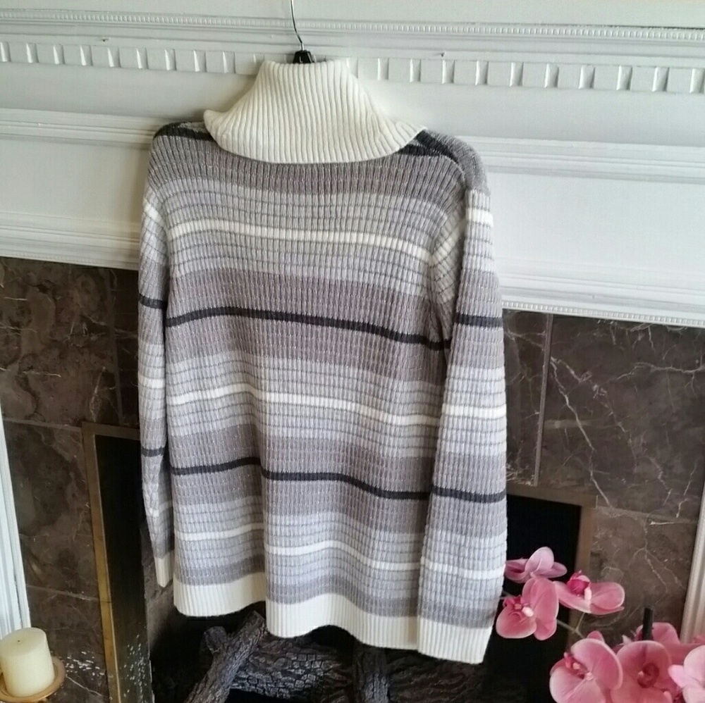 Calvin Klein - Picture 5 of 5